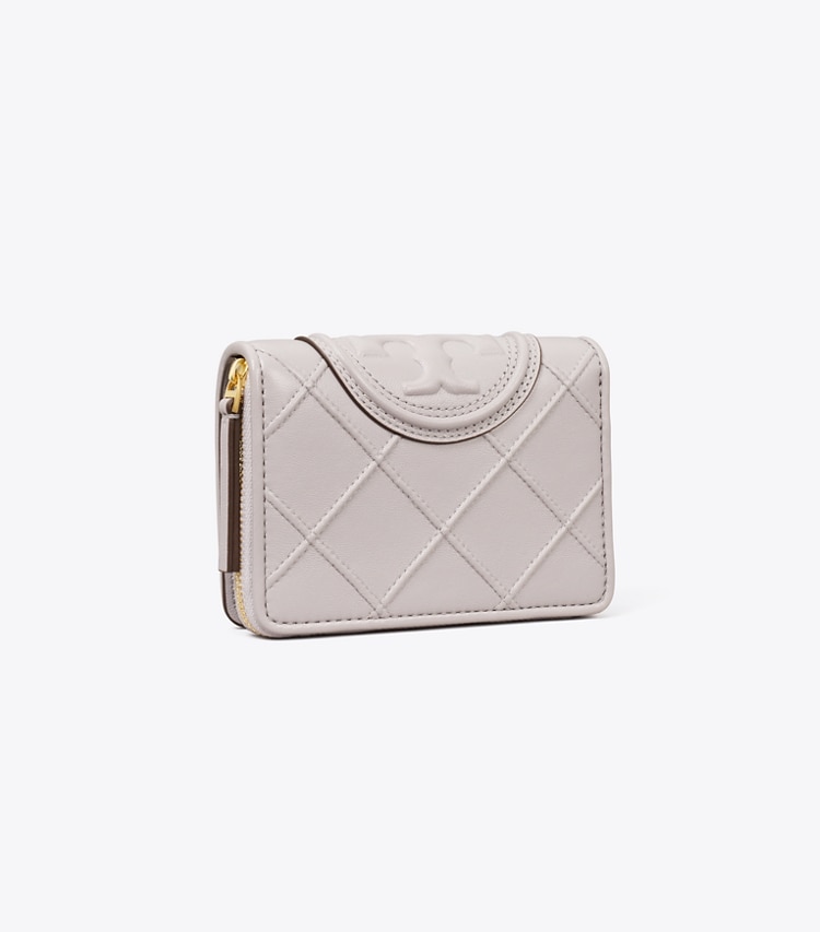 TORY BURCH WOMEN'S FLEMING SOFT BI-FOLD WALLET - Bay Gray